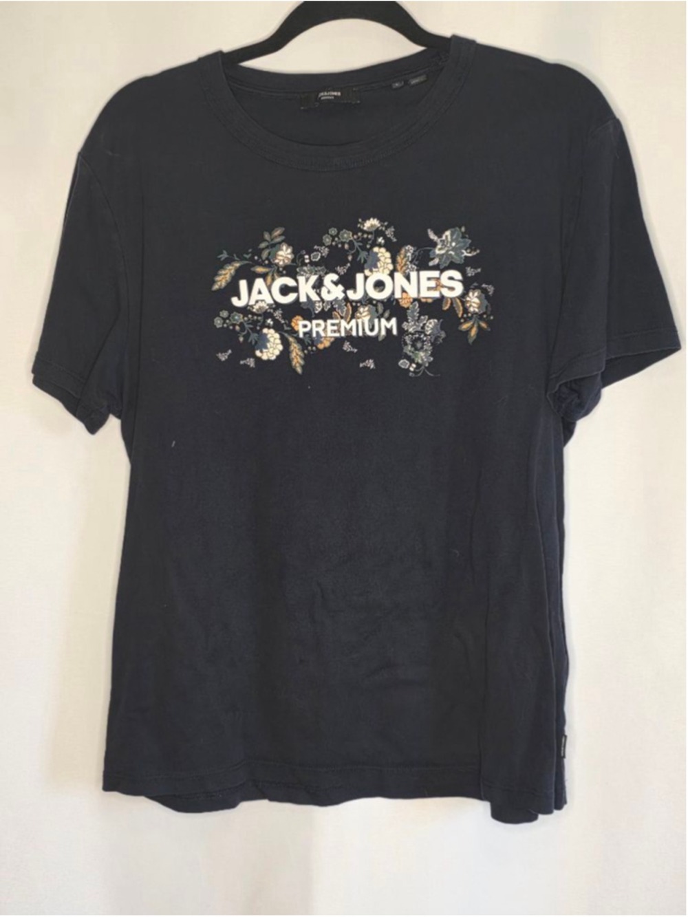 JACK & JONES Women's Black Floral Short Sleeve Tee Large